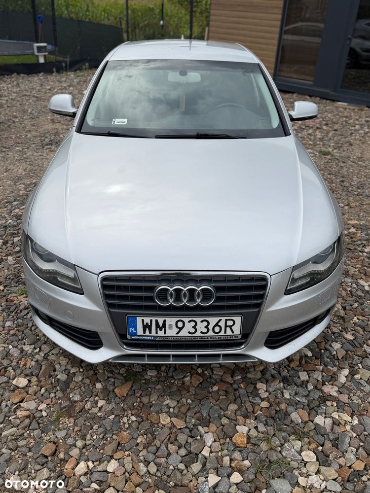 Audi A4 Limousine - 3