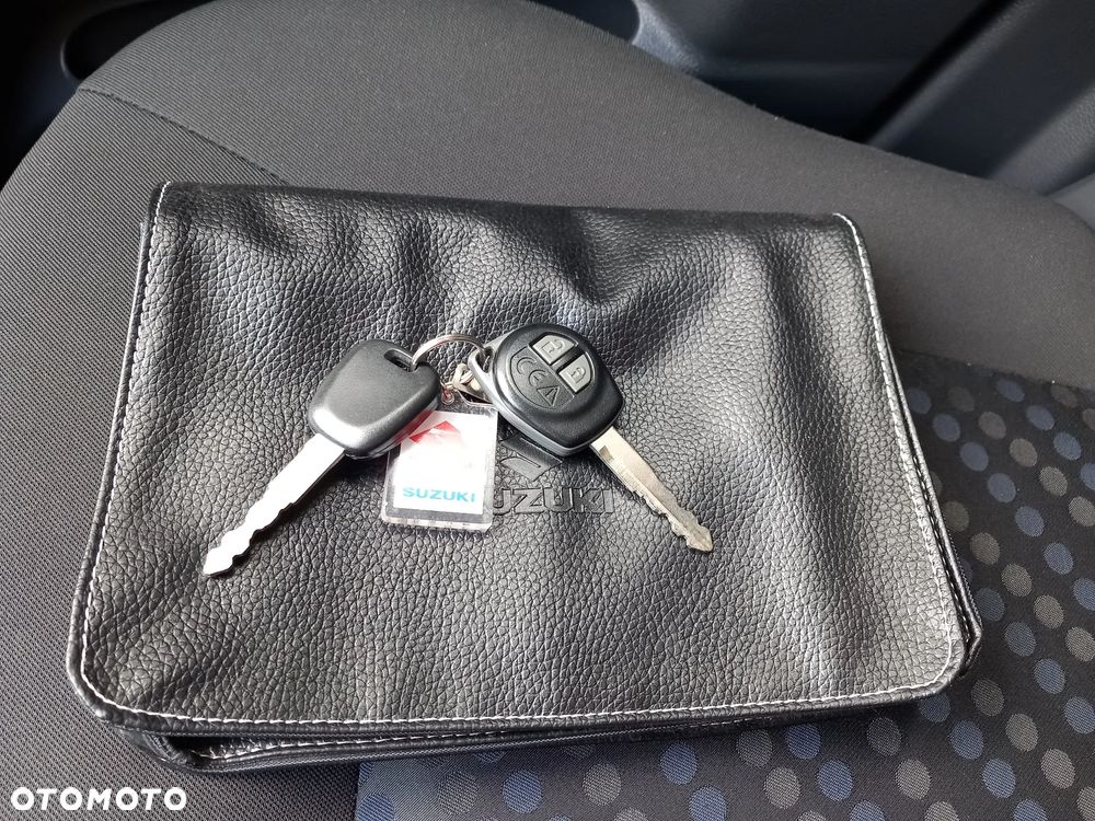 Suzuki Celerio 1.0 Dualjet Club - 23