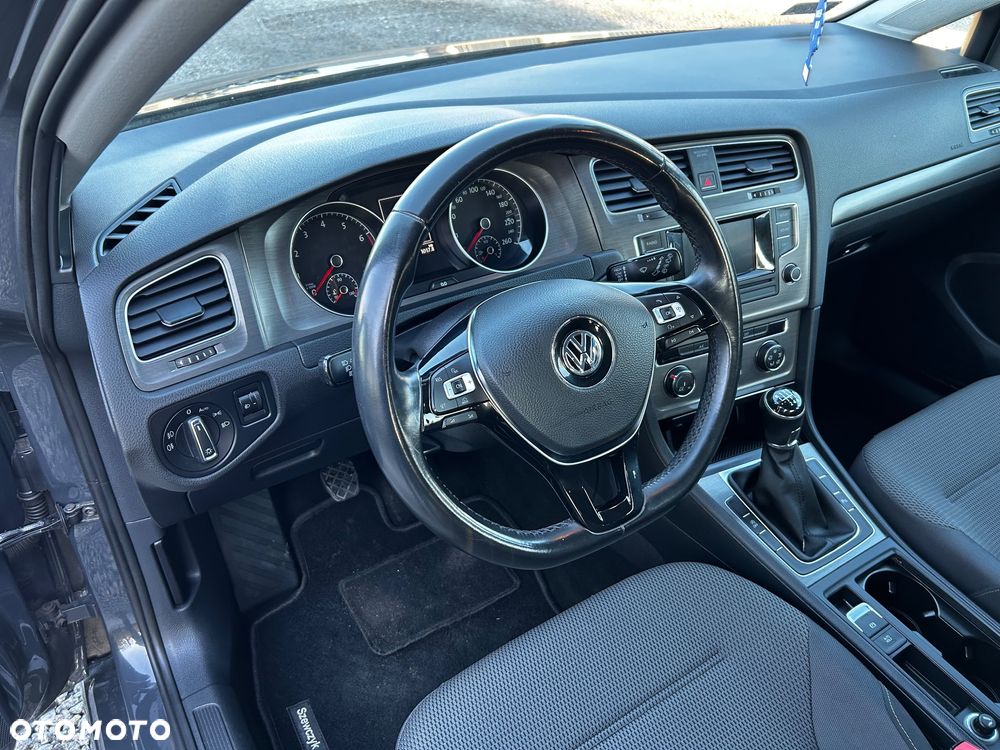 Volkswagen Golf 1.4 TSI BMT Comfortline - 22