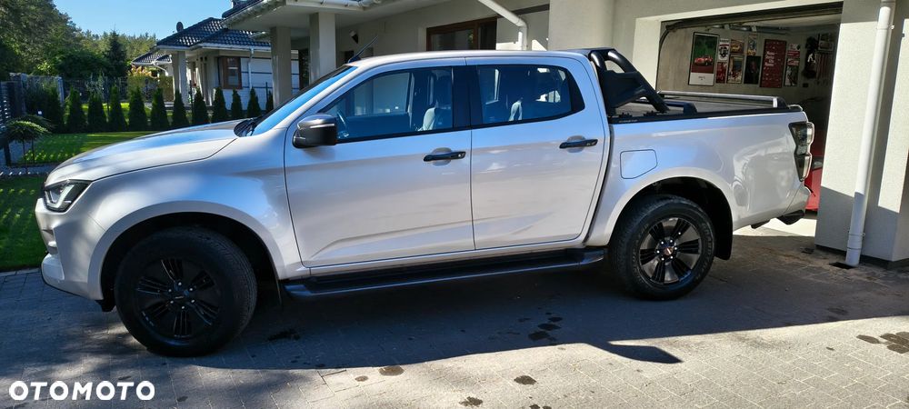 Isuzu D-Max 2021 photo 2