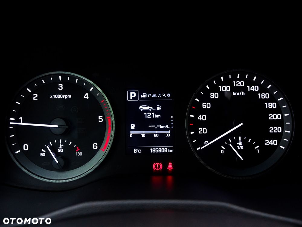 Hyundai Tucson blue 1.7 CRDi 2WD DCT Premium - 27