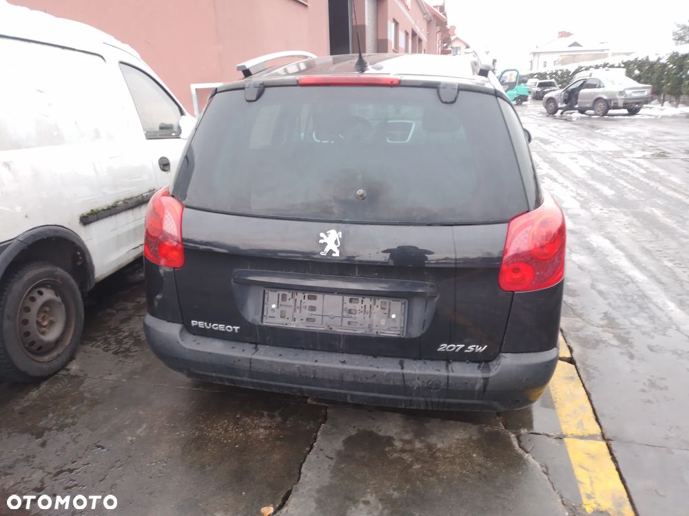 PEUGEOT 207 SW 08-12 1.6 HDI   FOTEL PRAWY LEWY KANAPA - 17