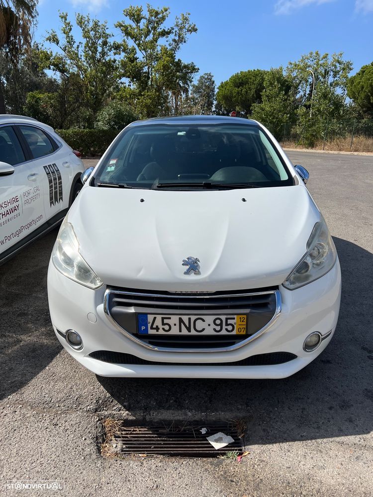Peugeot 208 1.6 e-HDi Allure - 14