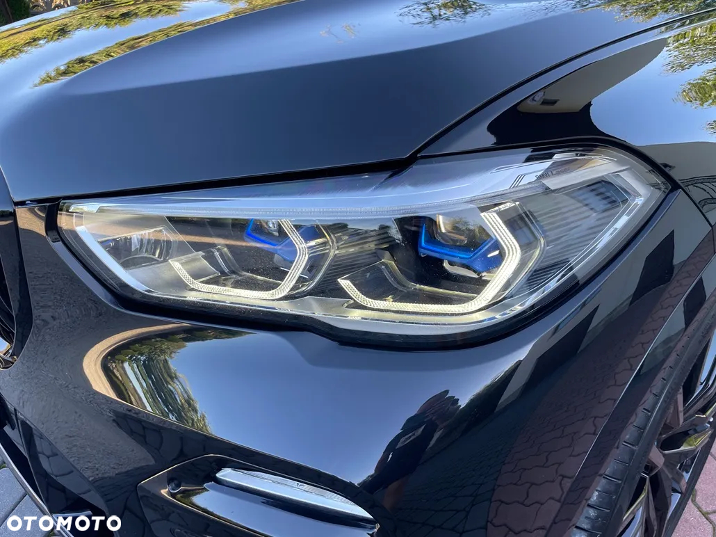 BMW X5 M M50d - 23