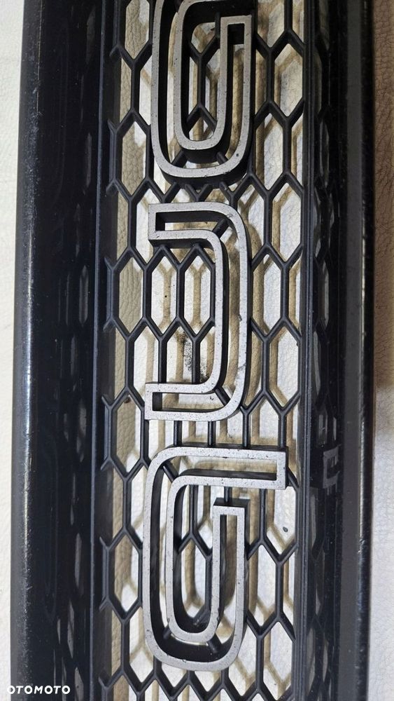KRATKA ZDERZAKA AUDI RS6 C7 QUATTRO 4G0853667A - 6