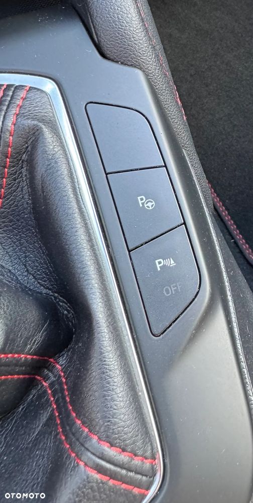 Ford Focus 1.5 EcoBoost STart-Stopp-System ST-LINE - 28