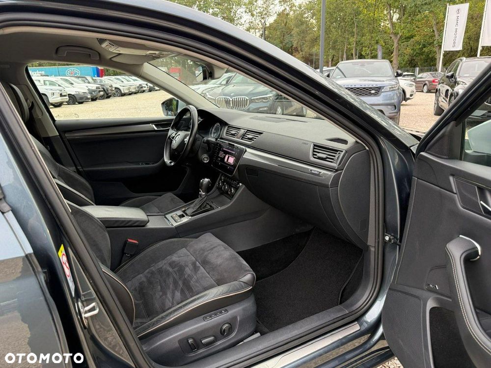 Skoda Superb 2.0 TDI SCR 4x4 Scout DSG - 24