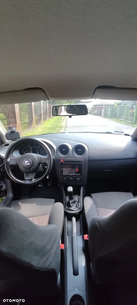Seat Ibiza 1.4 16V Entry - 8