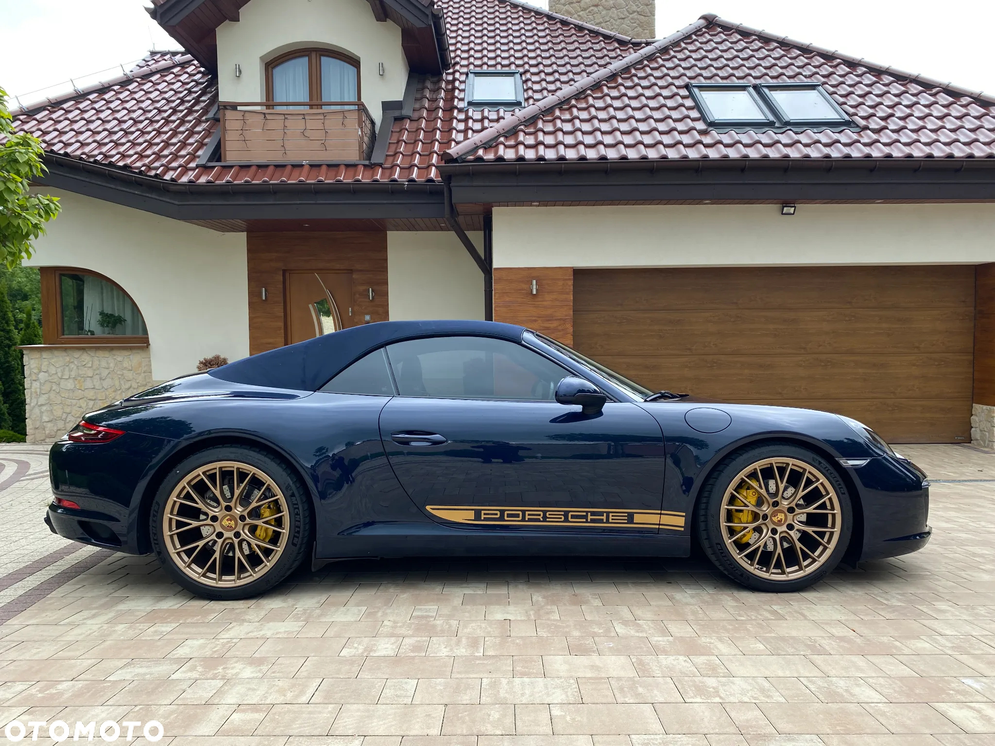 Porsche 911 Carrera PDK Cabrio - 14