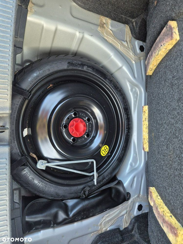 Toyota Auris 1.6 Comfort - 14