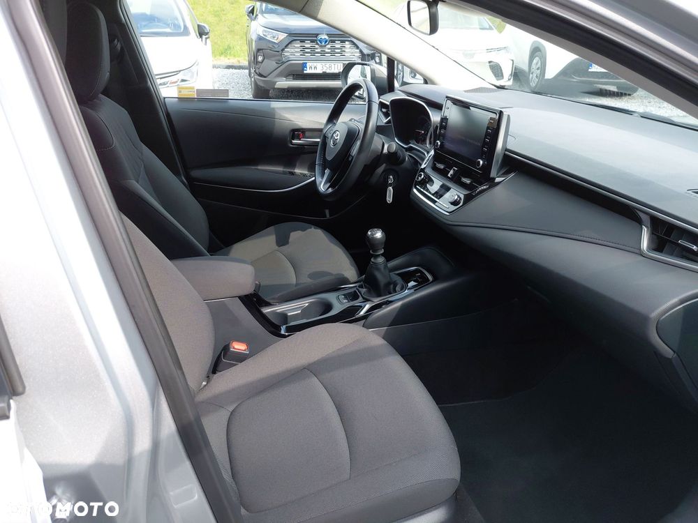 Toyota Corolla - 9