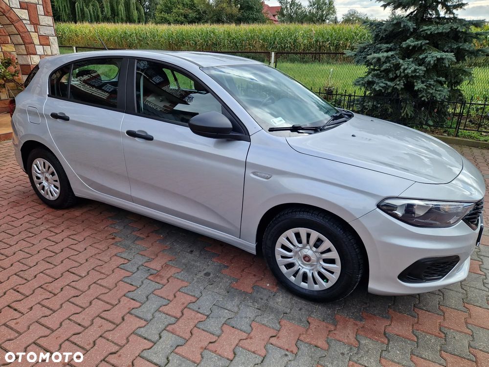 Fiat Tipo 1.4 T-Jet 16v Easy - 38