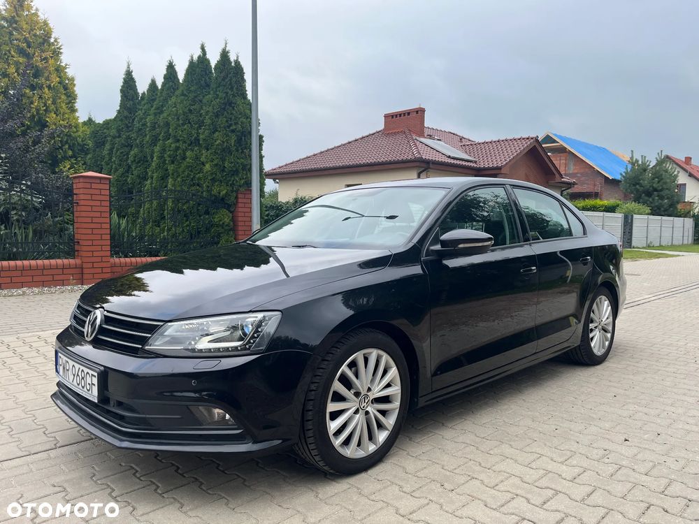 Volkswagen Jetta 2.0 TDI DPF BMT Comfortline - 2