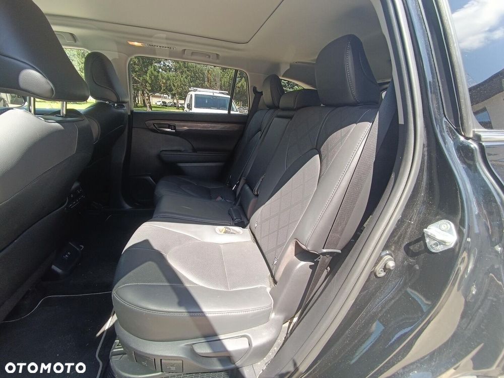 Toyota Highlander - 10