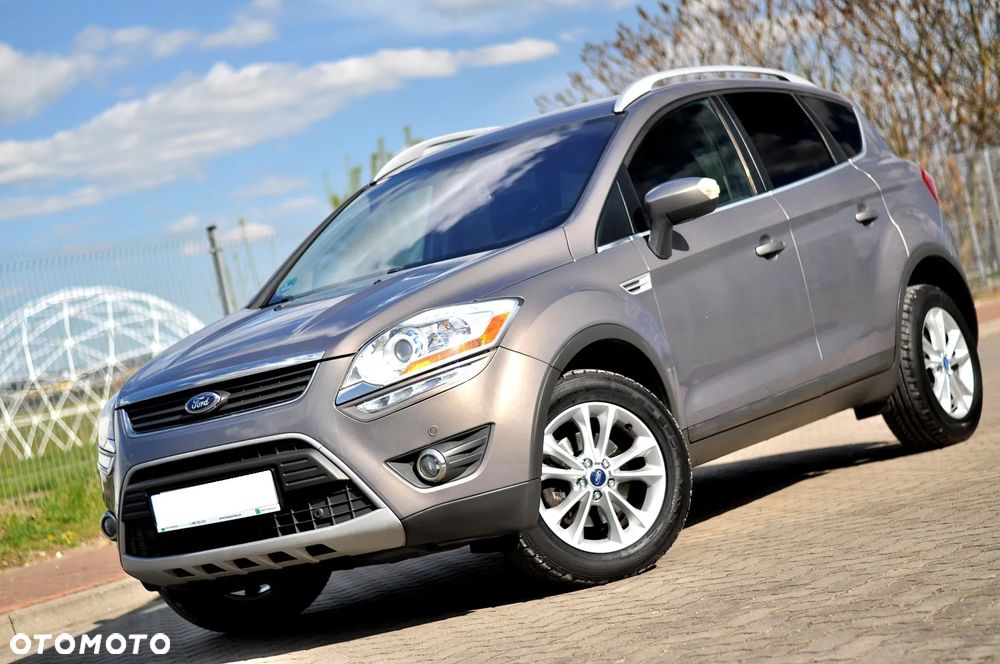 Ford Kuga - 10