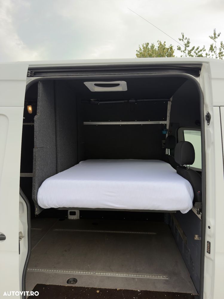 Mercedes-Benz Sprinter - 10