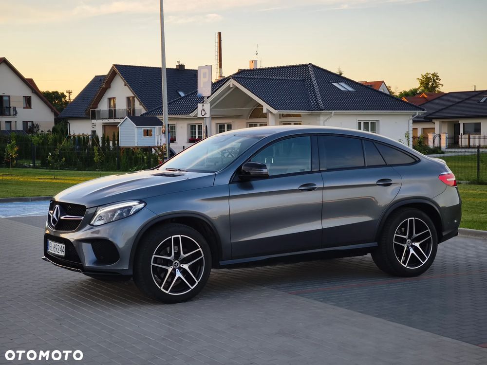 Mercedes-Benz GLE - 18