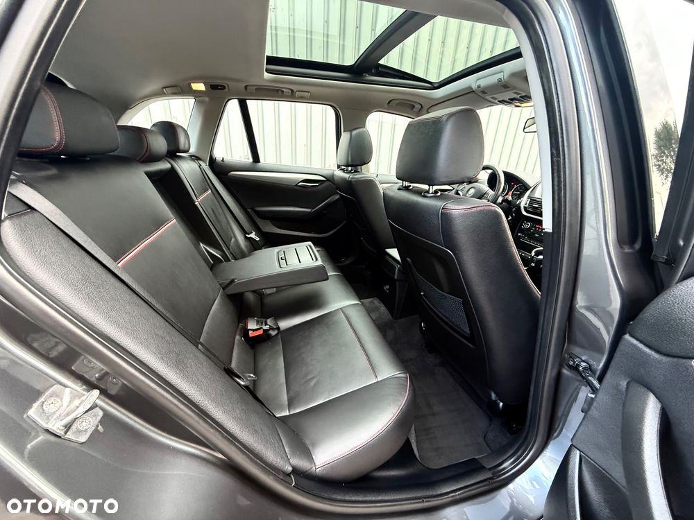 BMW X1 sDrive20d Sport Line - 16
