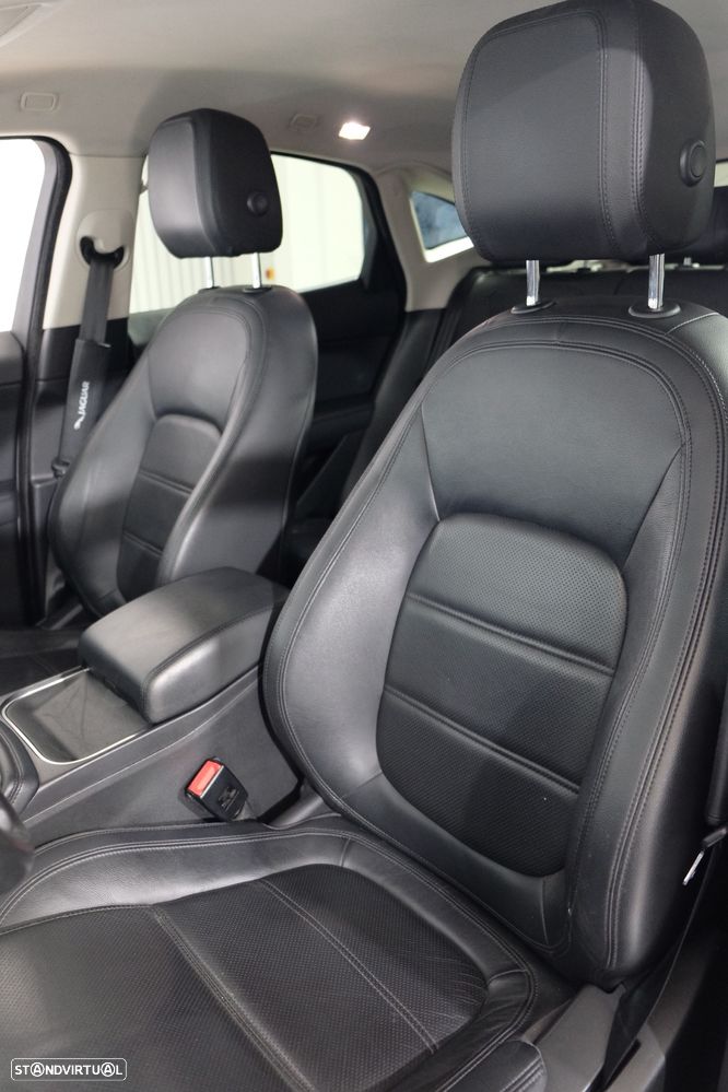 Jaguar E-Pace 2.0 i4D R-Dynamic S - 12