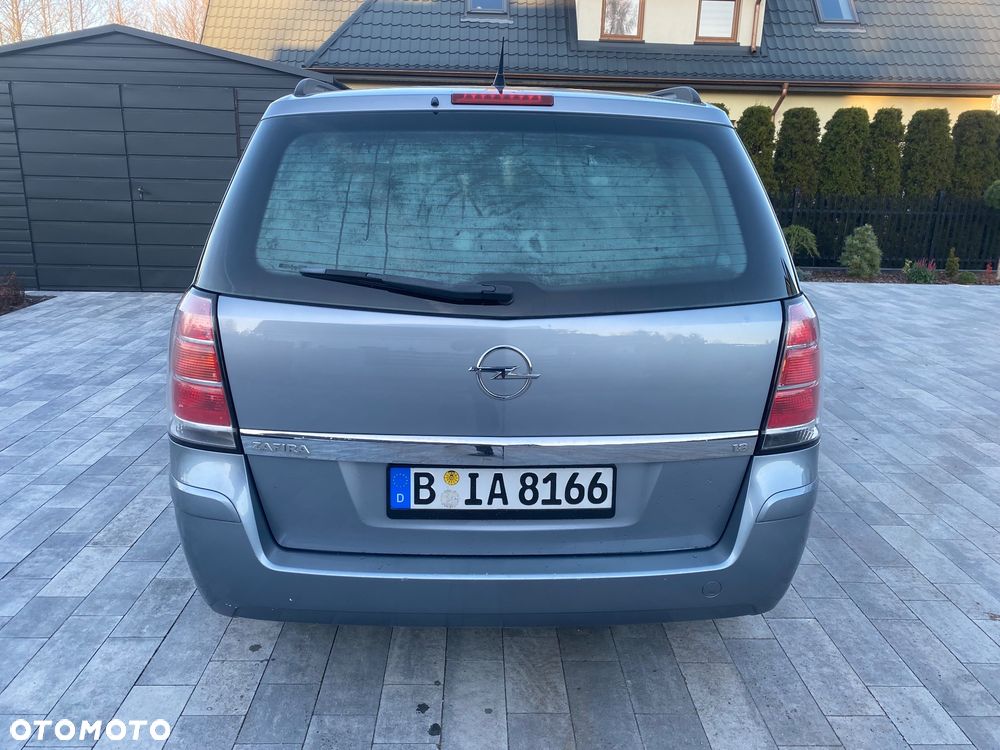 Opel Zafira 1.8 Enjoy - 4