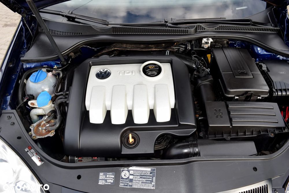 Volkswagen Golf V 1.9 TDI Comfortline - 22
