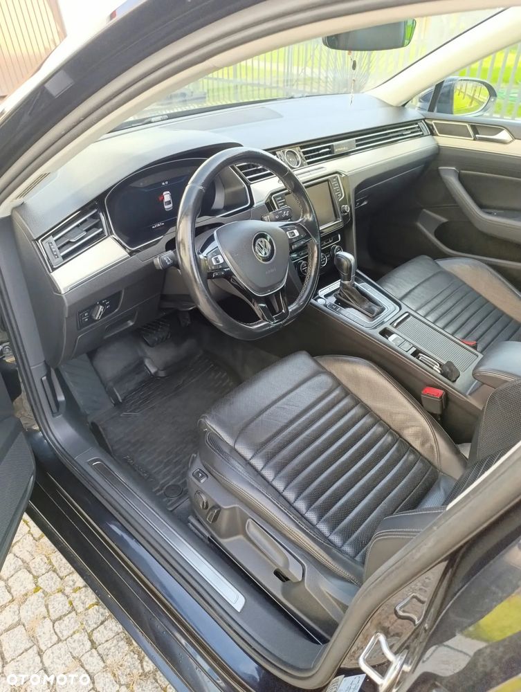 Volkswagen Passat 2.0 TDI Bi-Turbo BMT 4Mot Highline DSG - 5