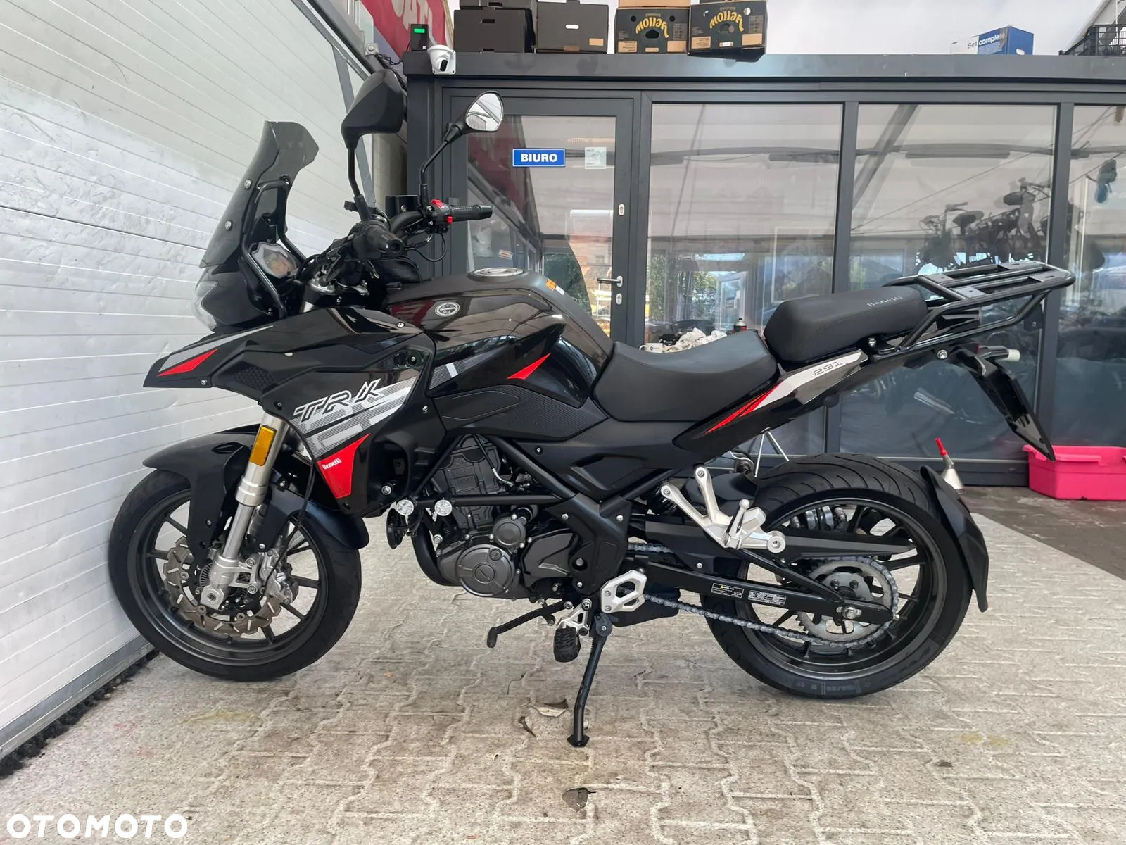 Benelli TRK 251 - 3