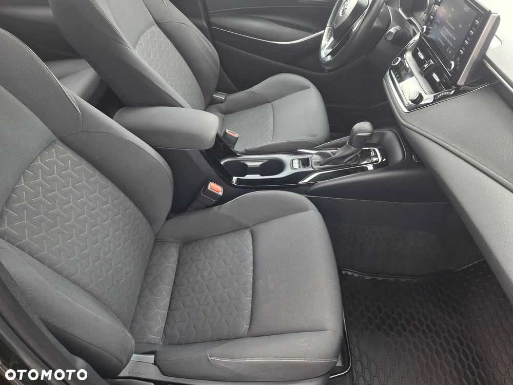 Toyota Corolla 1.8 Hybrid Executive - 12