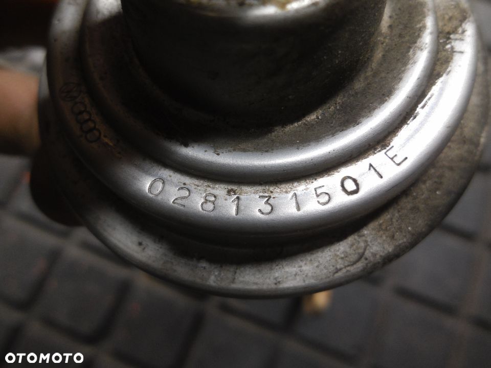 GOLF III 1H 91- ZAWÓR EGR RURKA 028131501E 1.9 TDI - 2