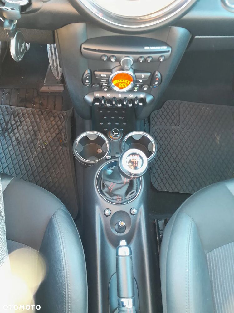 MINI John Cooper Works - 18