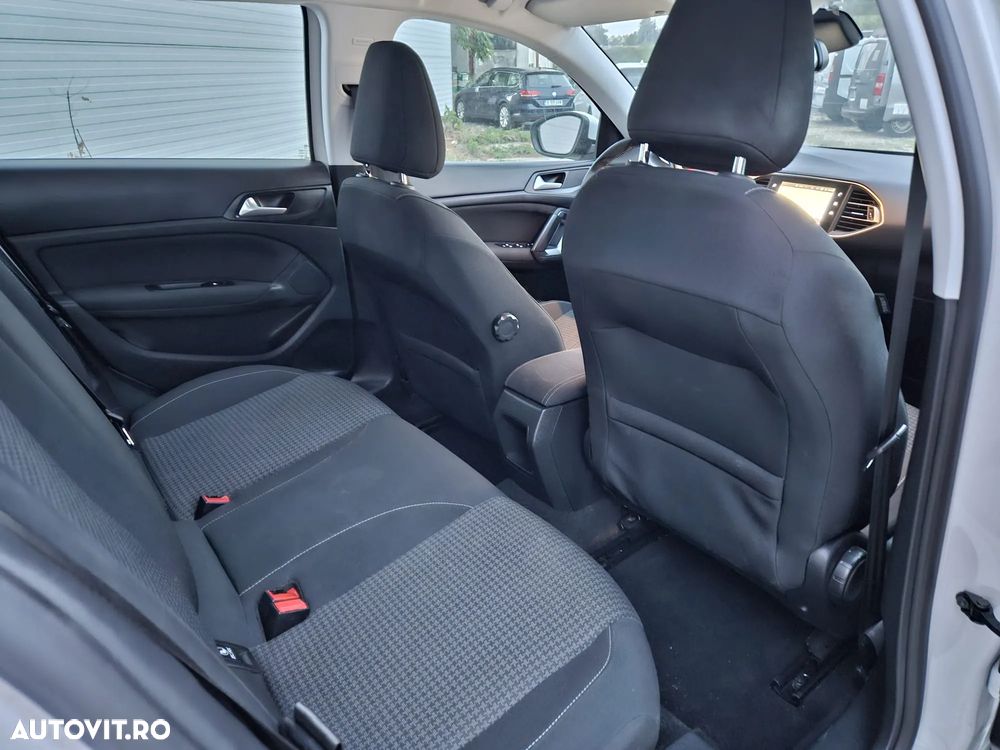 Peugeot 308 BlueHDi FAP 130 Stop & Start Allure Pack - 6