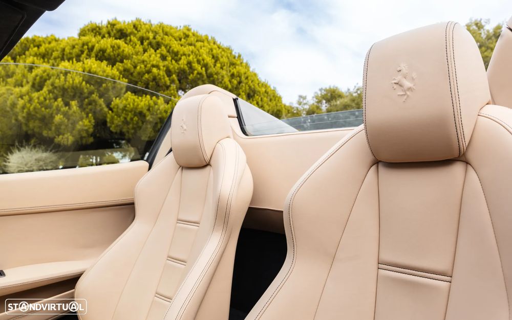 Ferrari 458 Spider - 26