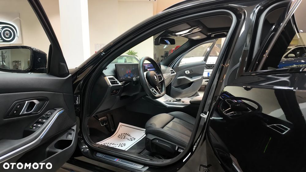 BMW Seria 3 320d xDrive M Sport - 20