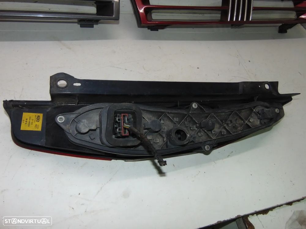 Fiat Uno grelhas/Doblo farolim - 8