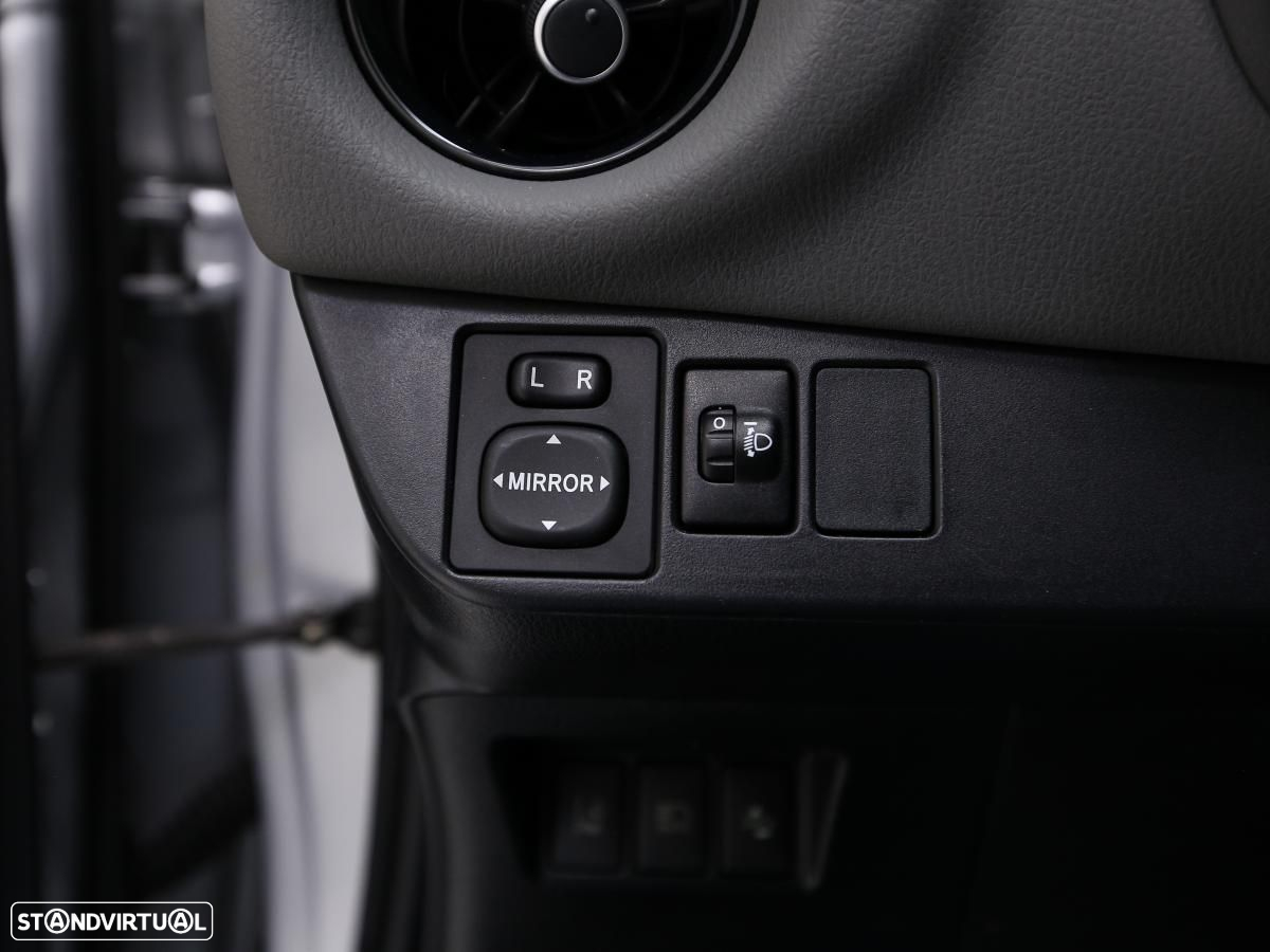 Toyota Yaris 1.4 D-4D Comfort - 15