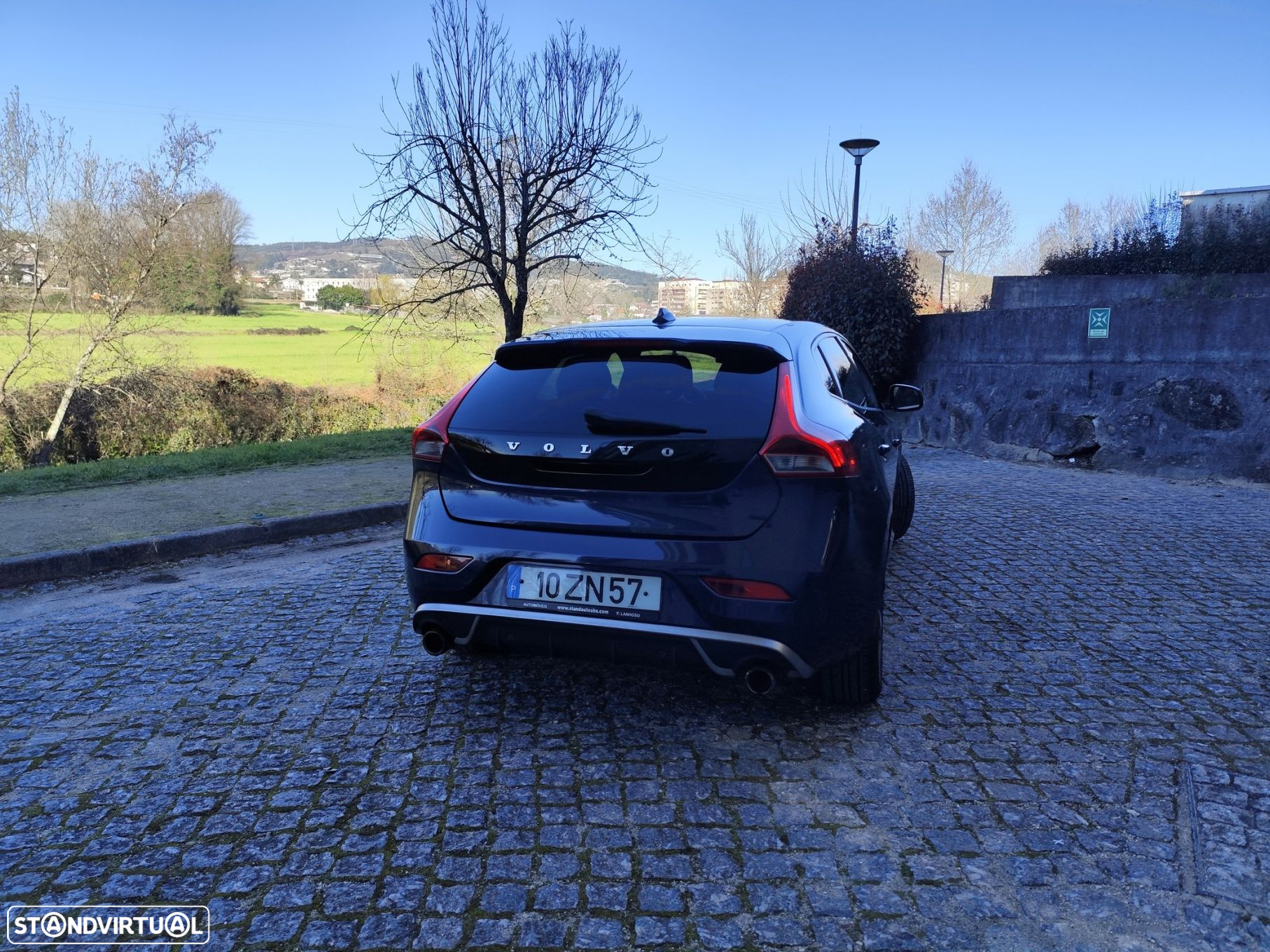 Volvo V40 1.6 D2 R-Design - 29