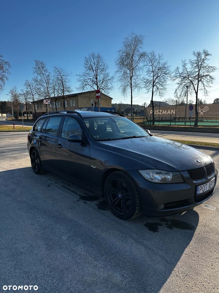 BMW Seria 3 318d - 2