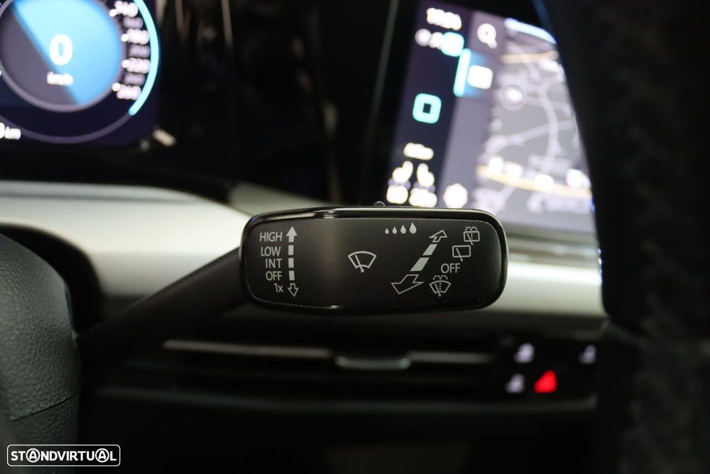 VW Golf Variant 2.0 TDi - 15