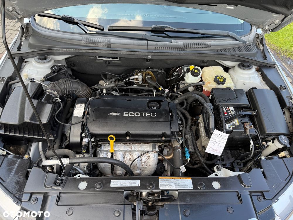 Chevrolet Cruze 1.8 LT+ - 9