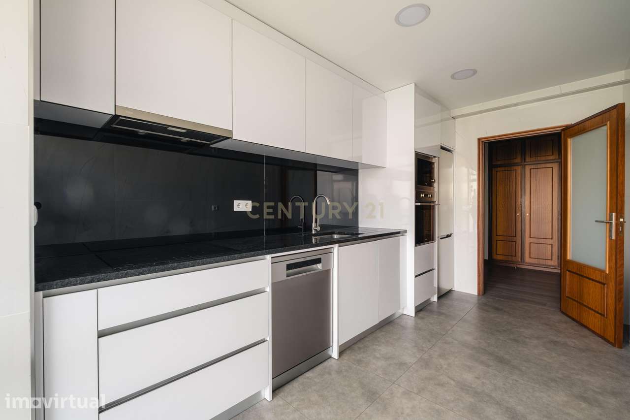 Apartamento Renovado T2 em Vila Nova de Gaia - Grande imagem: 4/39