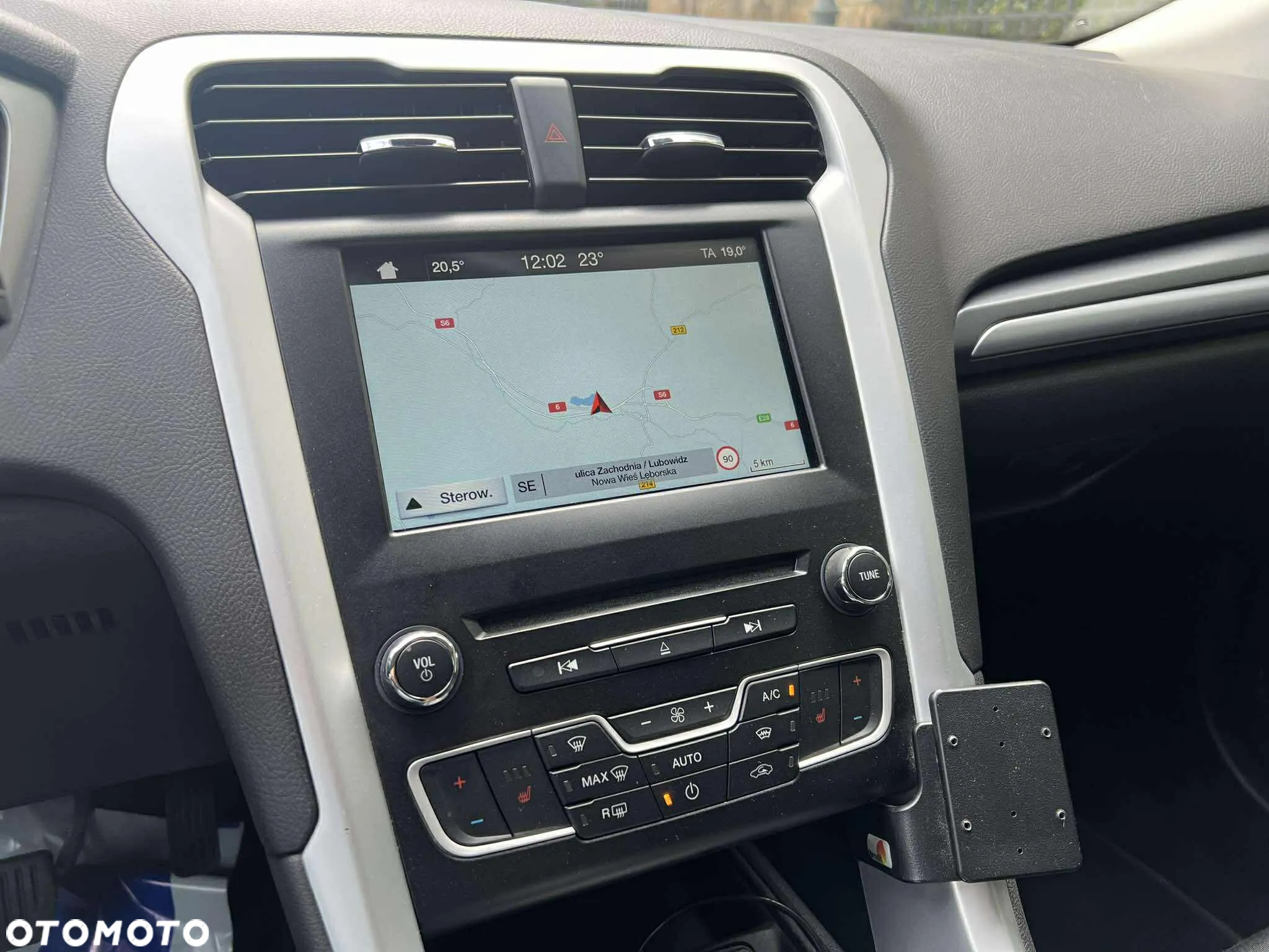 Ford Mondeo 1.5 TDCi Edition - 19