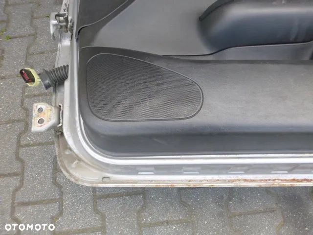 DRZWI PRAWY PRZÓD PRAWE PRZEDNIE KOMPLETNE PEUGEOT 307 01-05 KOLOR EZAC - 26