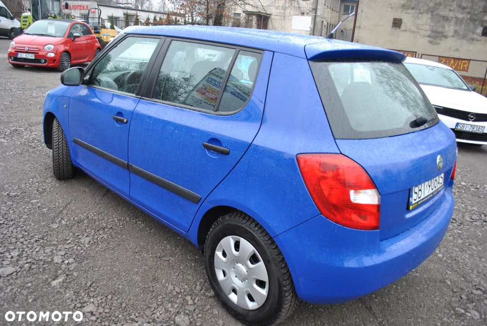 Skoda Fabia 1.2 HTP COOL Edition - 18