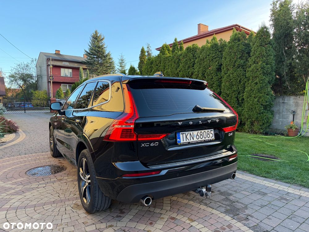 Volvo XC 60 D4 AWD Geartronic Momentum - 17