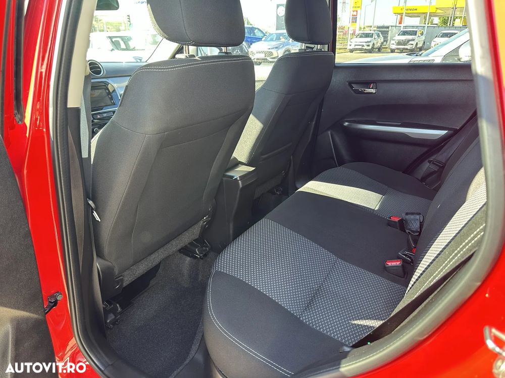 Suzuki Vitara 1.4 Boosterjet MHEV Passion - 14