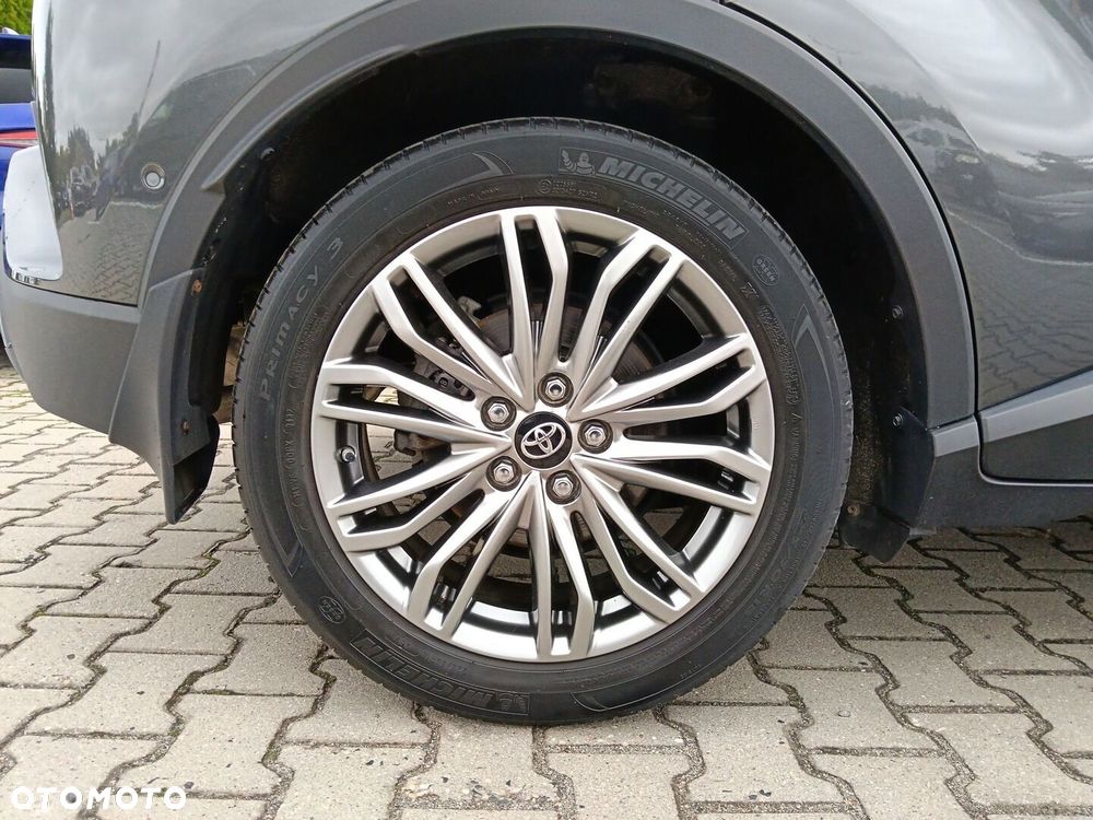 Toyota C-HR 2.0 Hybrid Executive - 17