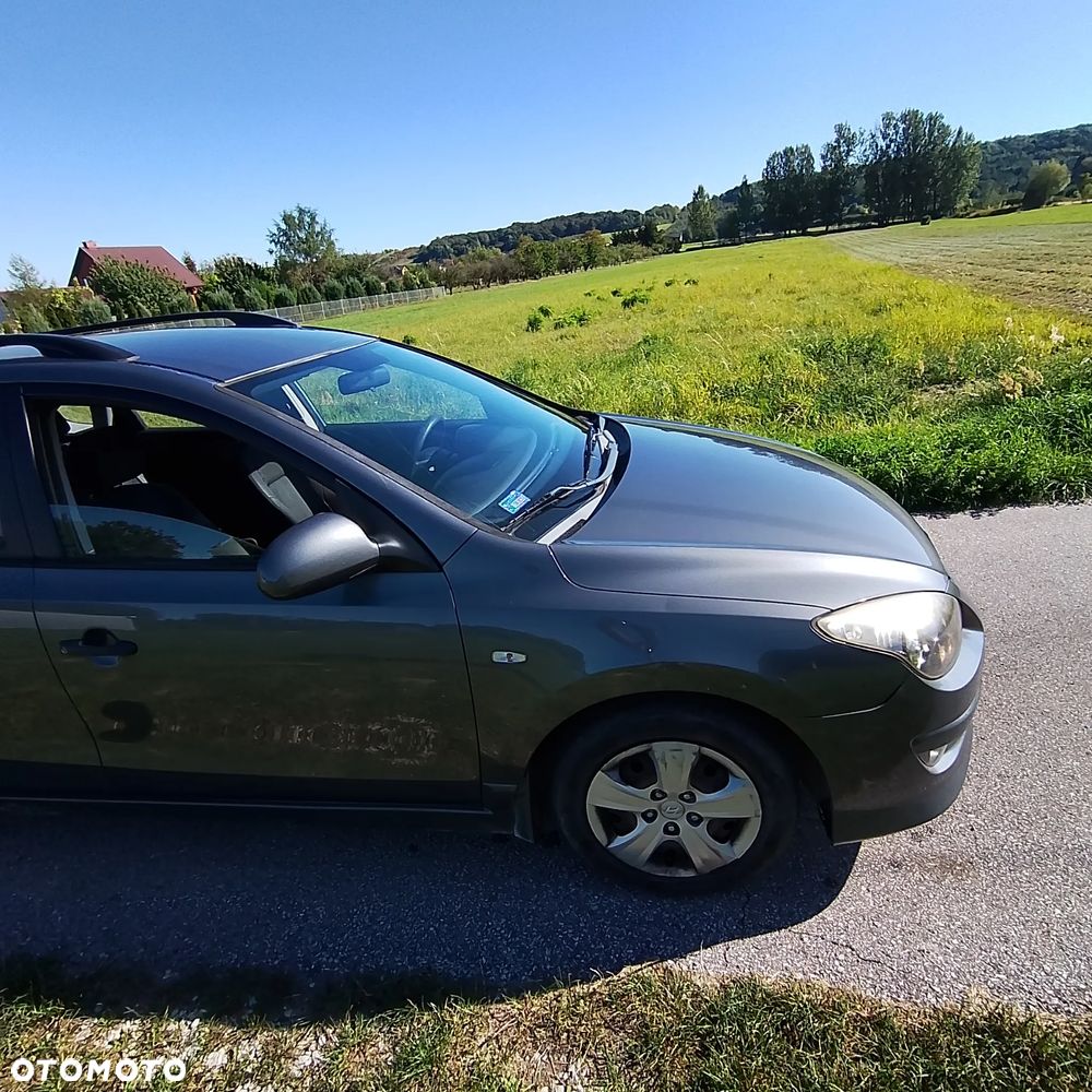 Hyundai i30 1.6 CRDi Base + EU5 - 7