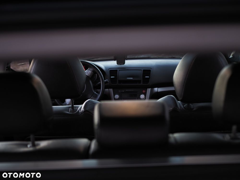 Subaru Legacy - 5