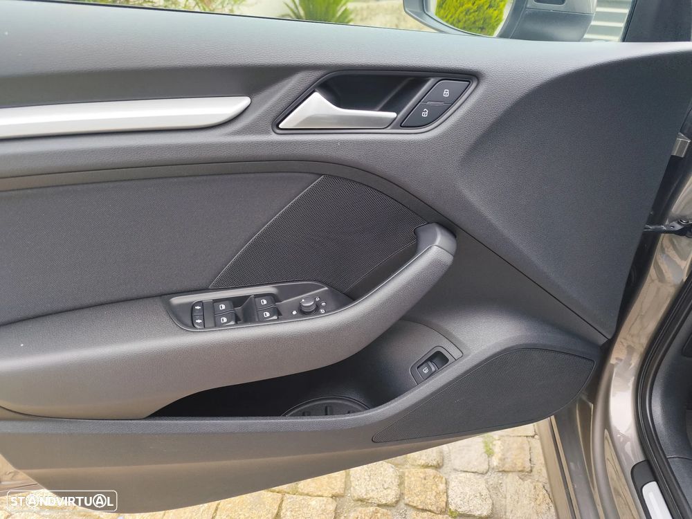 Audi A3 Sportback e-tron 1.4 TFSI S-line S tronic - 13