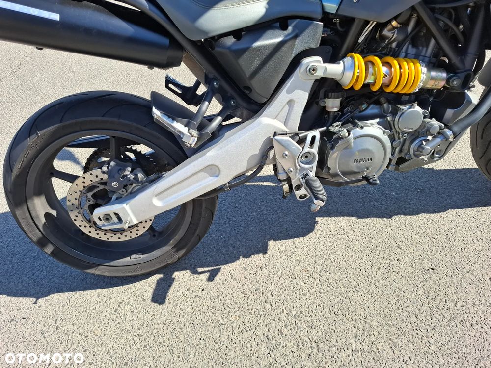 Yamaha MT - 20